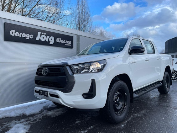 First vehicle image First vehicle image