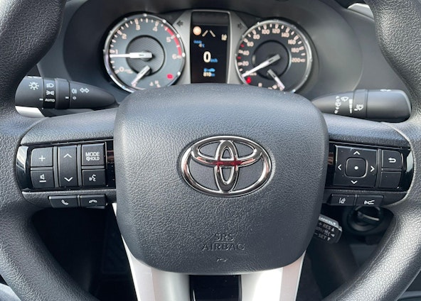 Vehicle image 15 Vehicle image 15