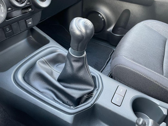 Vehicle image 11 Vehicle image 11