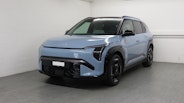 First vehicle image