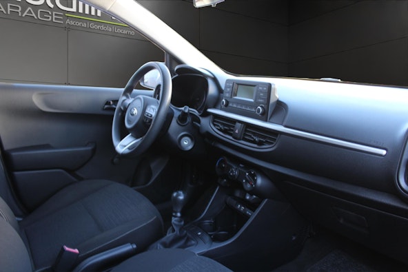 Vehicle image 8 Vehicle image 8