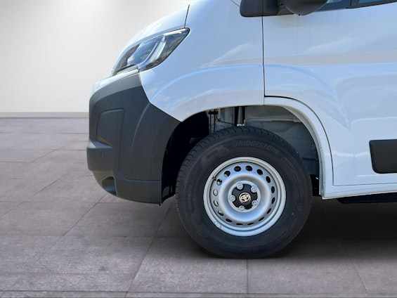 Vehicle image 2 Vehicle image 2