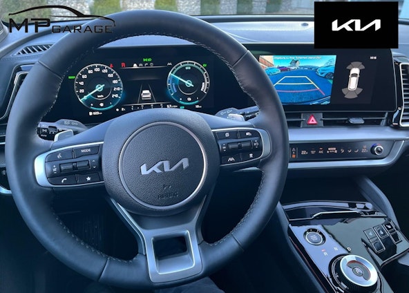 Vehicle image 9 Vehicle image 9