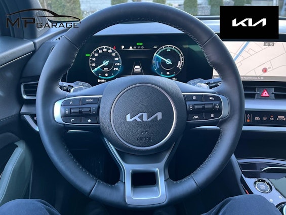 Vehicle image 8 Vehicle image 8