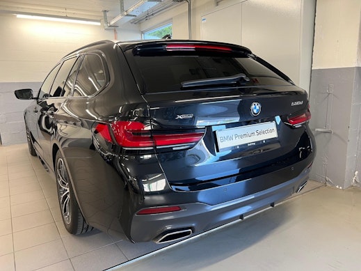 BMW 530d xDrive Touring 3