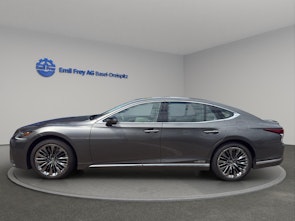 Vehicle image LEXUS LS 500h Comfort AWD