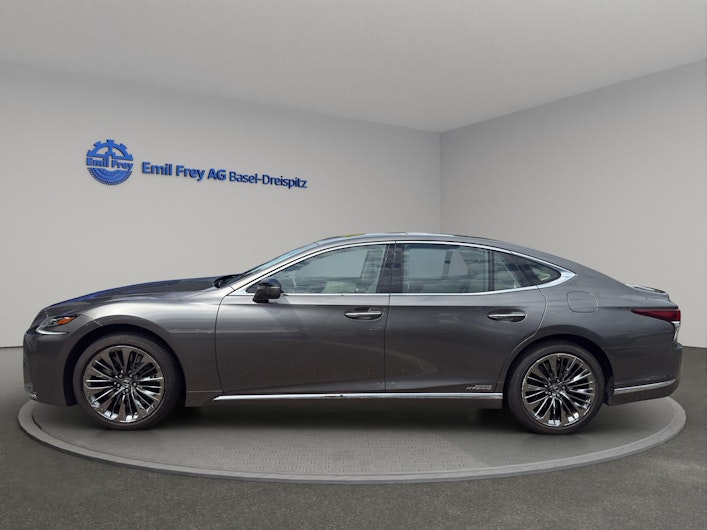 Vehicle image LEXUS LS