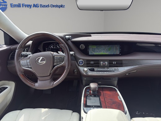 LEXUS LS 500h Comfort AWD 3