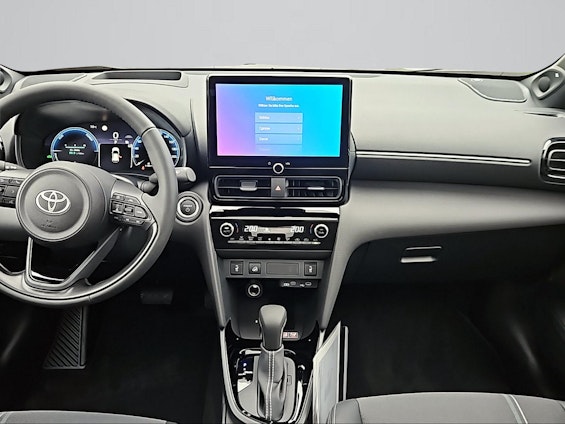 Vehicle image 10