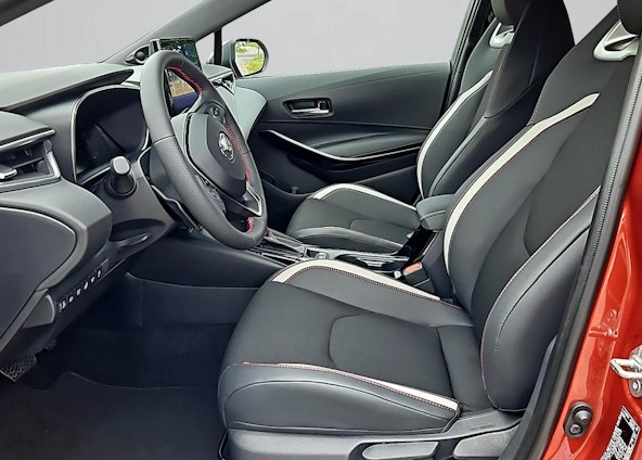 Vehicle image 8 Vehicle image 8