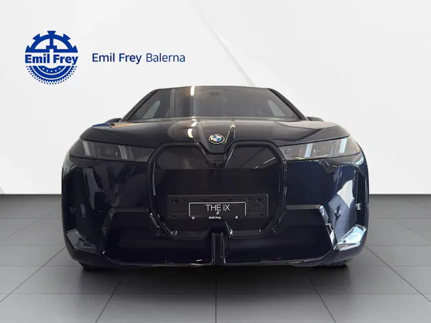 BMW iX xDrive60