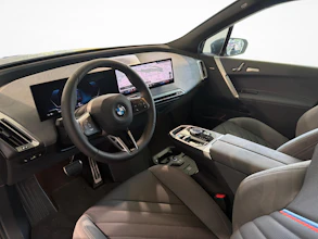 https://vehicle.imgix.net/3927987/a1d2e6db-d4a2-44cc-a2b6-8d87ddc55112.jpg