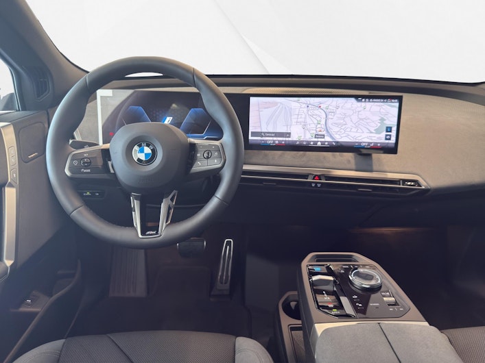 Vehicle image BMW iX