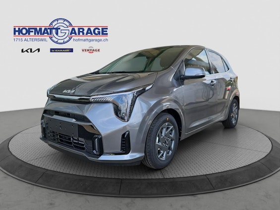 First vehicle image First vehicle image