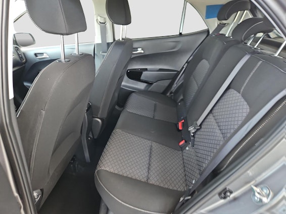 Vehicle image 5 Vehicle image 5