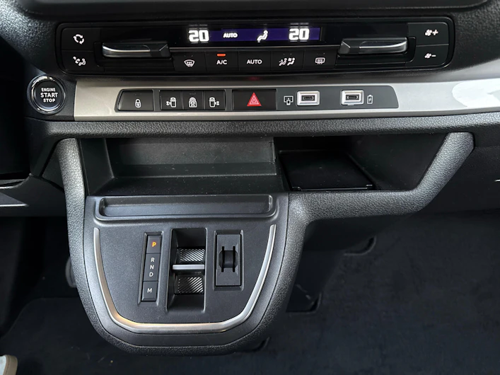 Fahrzeugbild TOYOTA PROACE