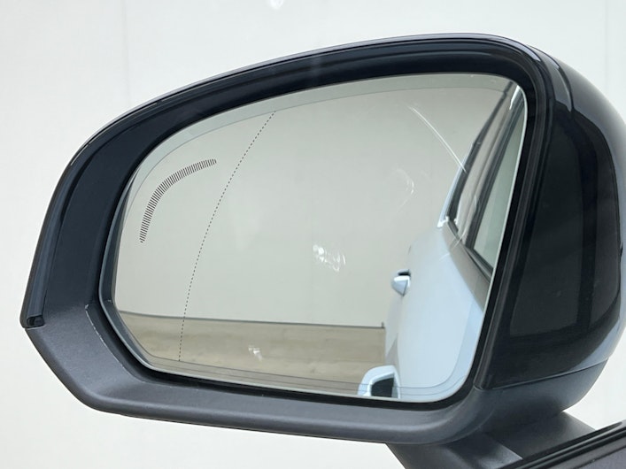 Vehicle image VOLVO XC40