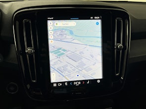 Vehicle image VOLVO XC40 2.0 B4 MH Plus Dark