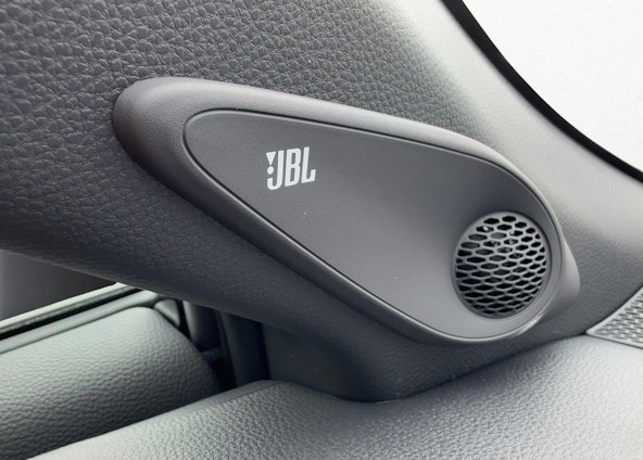 Vehicle image 14 Vehicle image 14