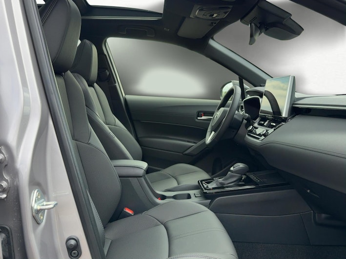 Vehicle image TOYOTA COROLLA CROSS