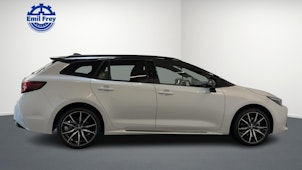 Vehicle image TOYOTA Corolla Touring Sports 2.0 HSD GR Sport