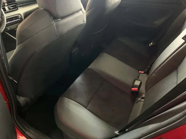 Toyota Yaris 1.5 VVT-i HSD GR Sport