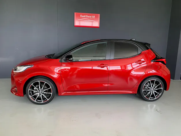 Toyota Yaris 1.5 VVT-i HSD GR Sport
