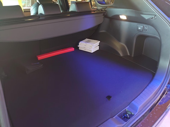 Vehicle image 8
