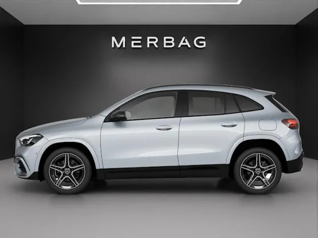 Mercedes-Benz GLA 200 7G-DCT