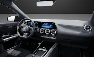 Mercedes-Benz GLA 200 7G-DCT