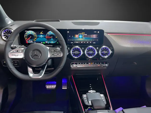 MERCEDES-BENZ EQA 250 AMG Line