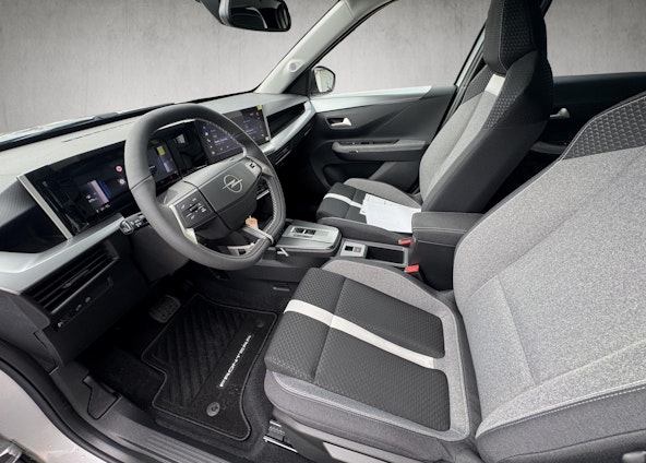 Vehicle image 10 Vehicle image 10