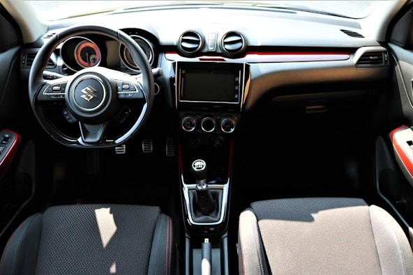Vehicle image 3