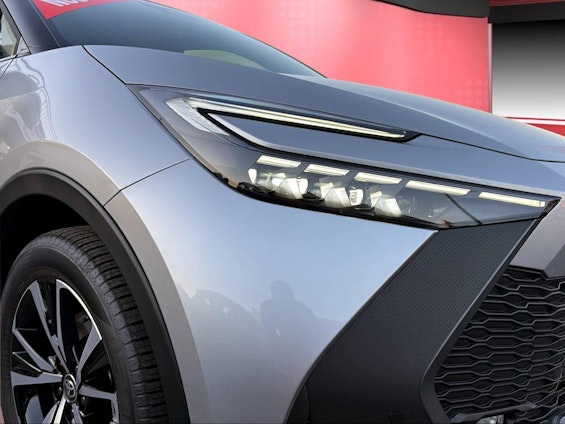 Vehicle image 8 Vehicle image 8