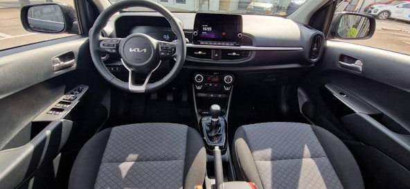 Vehicle image 4 Vehicle image 4