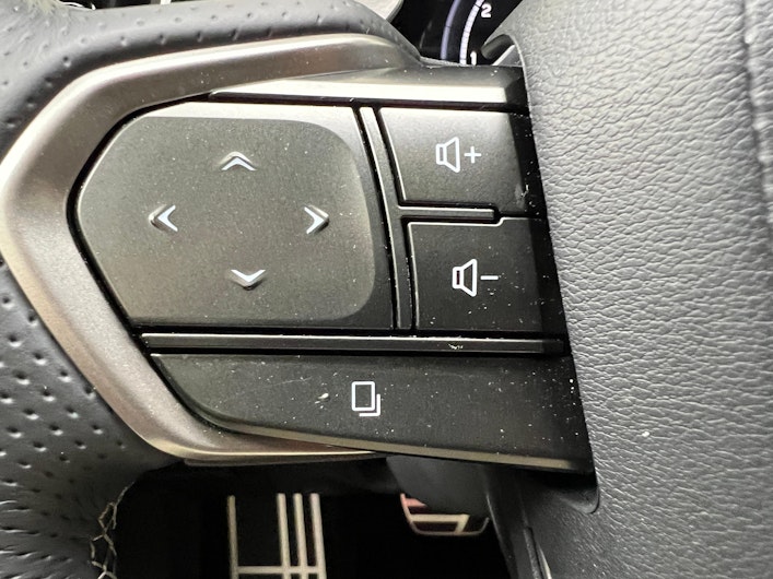 Vehicle image LEXUS NX