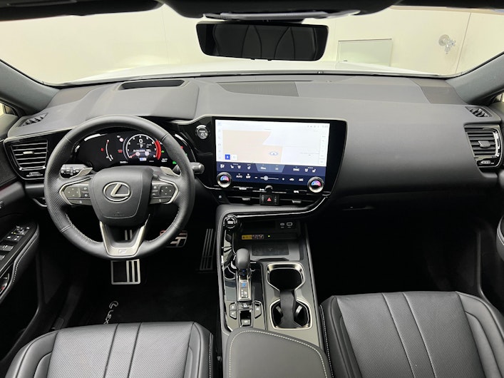 Vehicle image LEXUS NX