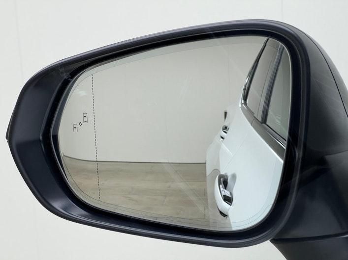 Vehicle image LEXUS NX