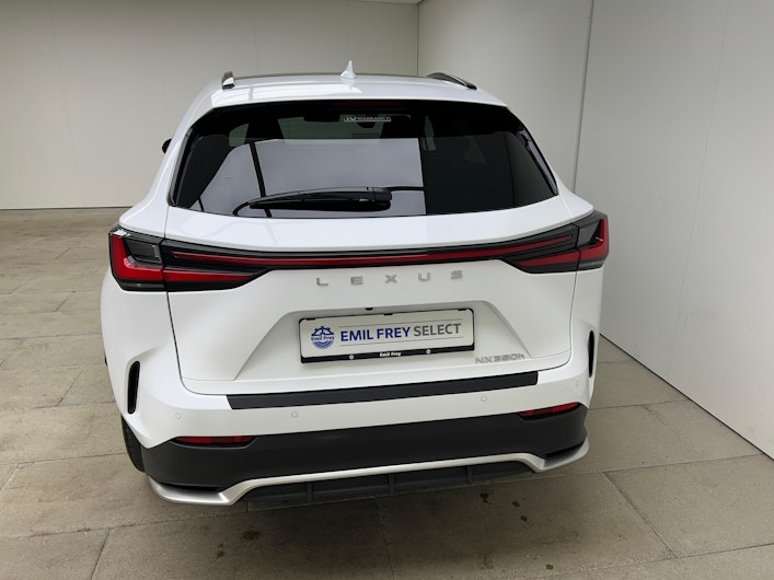 Vehicle image LEXUS NX