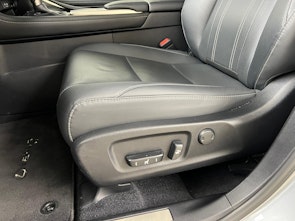 Vehicle image LEXUS RX 300 Special Edition