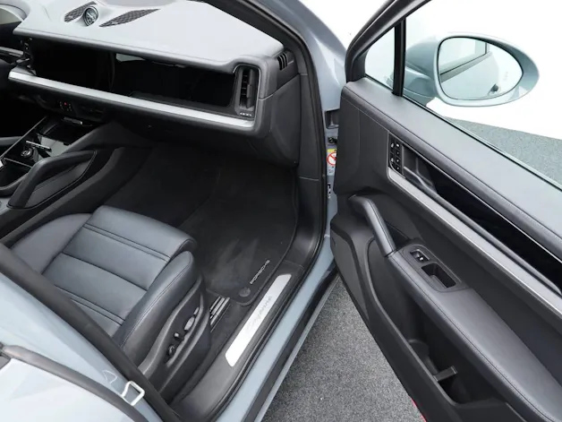 Porsche Cayenne E-Hybrid Coupé