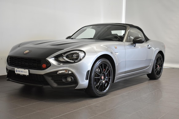 FIAT 124 Abarth Spider 1.4 MultiAir GT 1