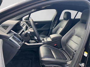 Vehicle image JAGUAR I-Pace EV400 Black AWD