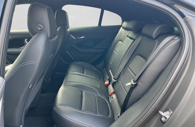 Vehicle image 6 Vehicle image 6