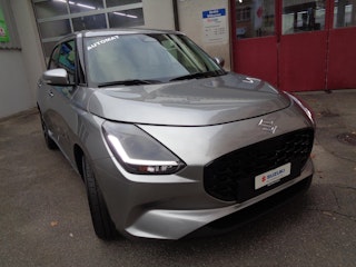 Vehicle image SUZUKI SWIFT 0