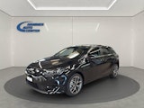 First vehicle image