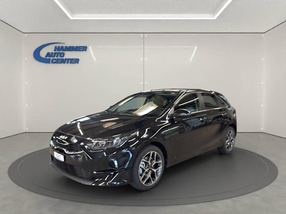 First vehicle image