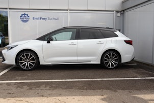 Vehicle image TOYOTA Corolla Touring Sports 2.0 HSD GR Sport