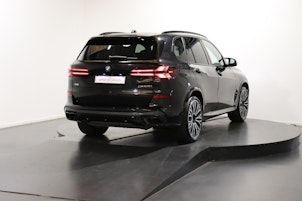 Vehicle image BMW X5 M60i xDrive