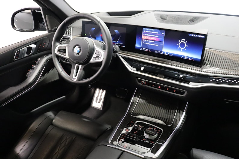 Vehicle image BMW X5